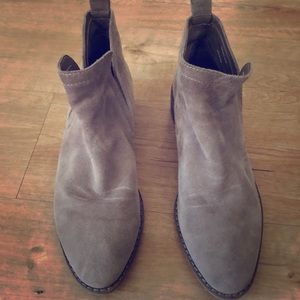 Dolce vita taupe booties